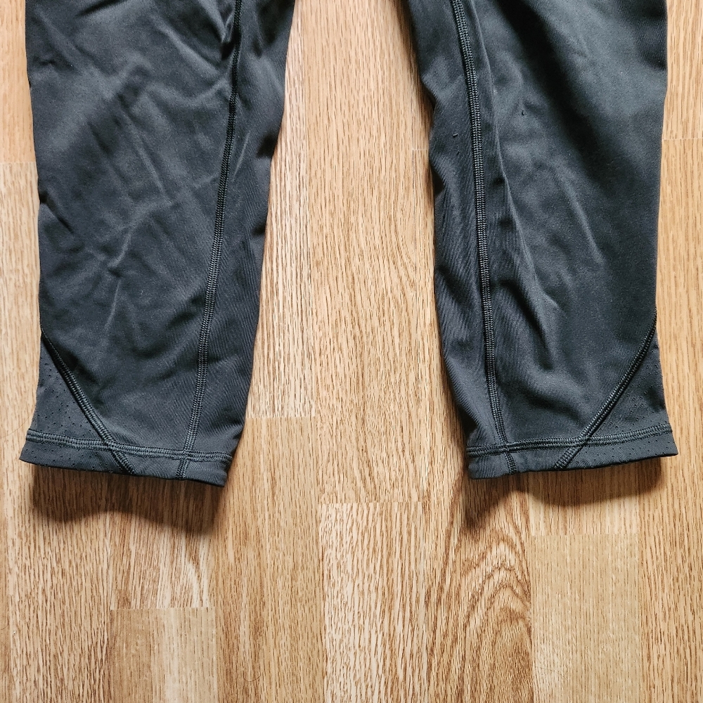 lululemon athletica Black Leggings - Picture 2 of 9